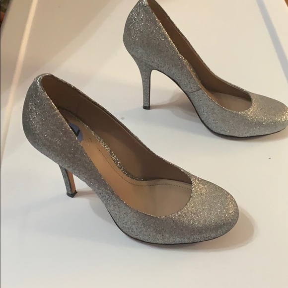 Silver glitter Vince Camuto heels - Picture 3 of 7